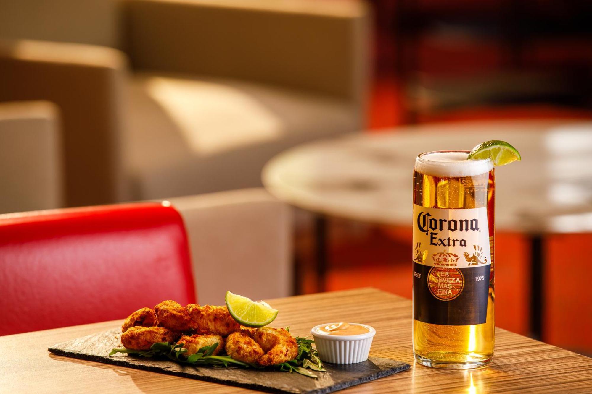 Отель Ibis Coventry South Экстерьер фото