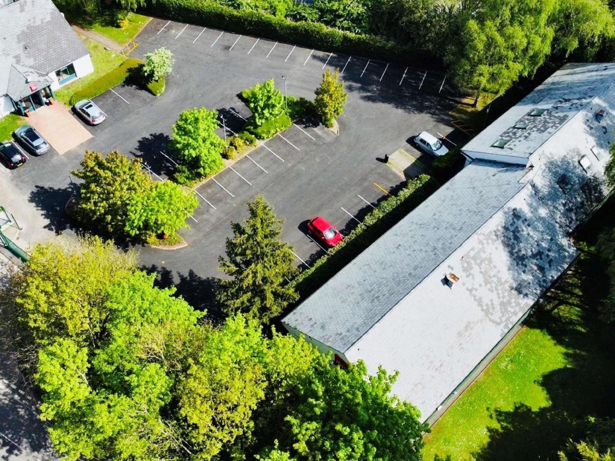 Отель Ibis Coventry South Экстерьер фото