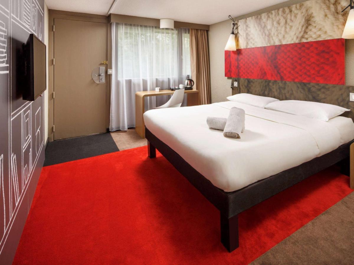 Отель Ibis Coventry South Экстерьер фото