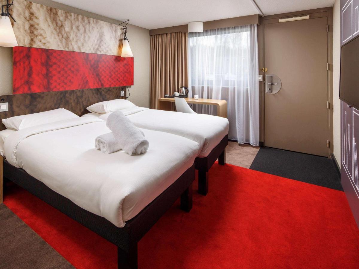 Отель Ibis Coventry South Экстерьер фото