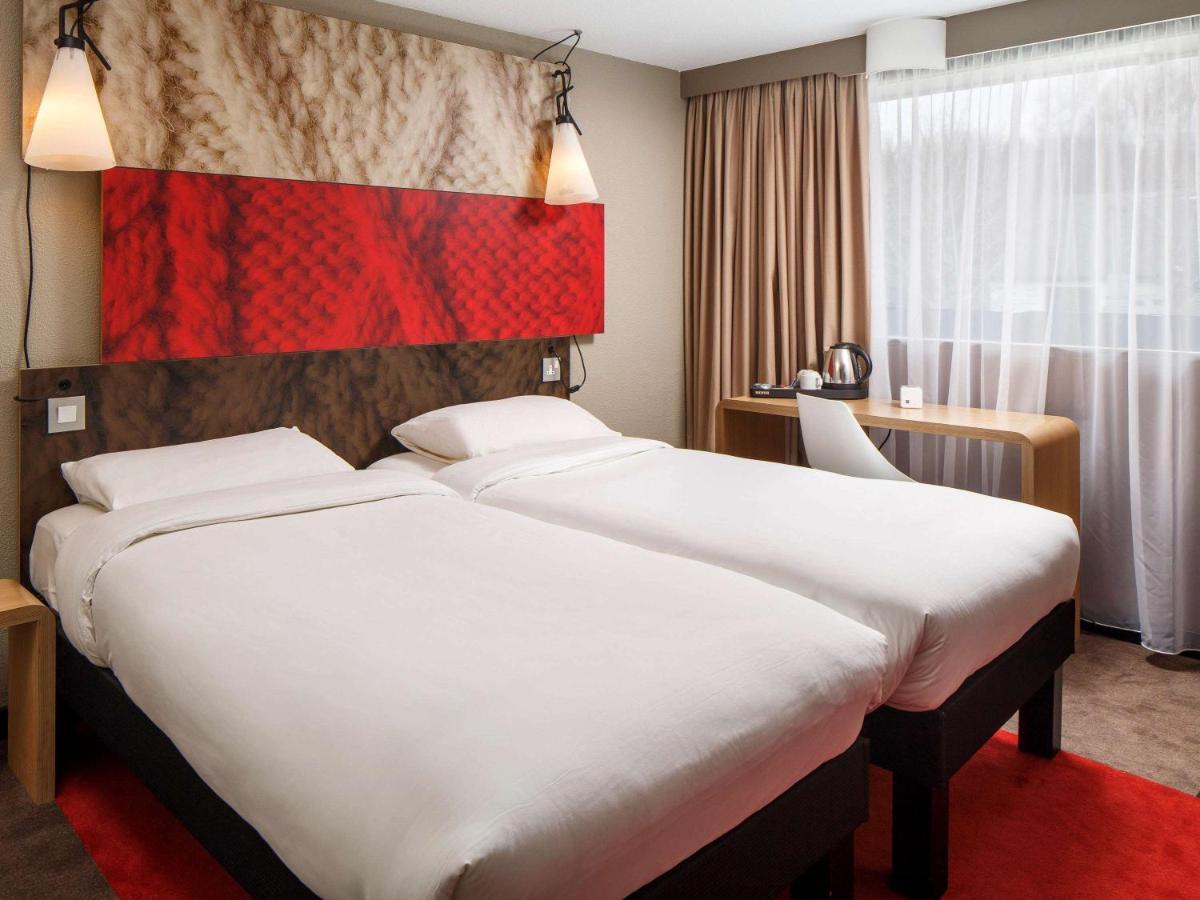 Отель Ibis Coventry South Экстерьер фото